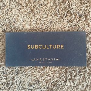 Anastasia eyeshadow pallet